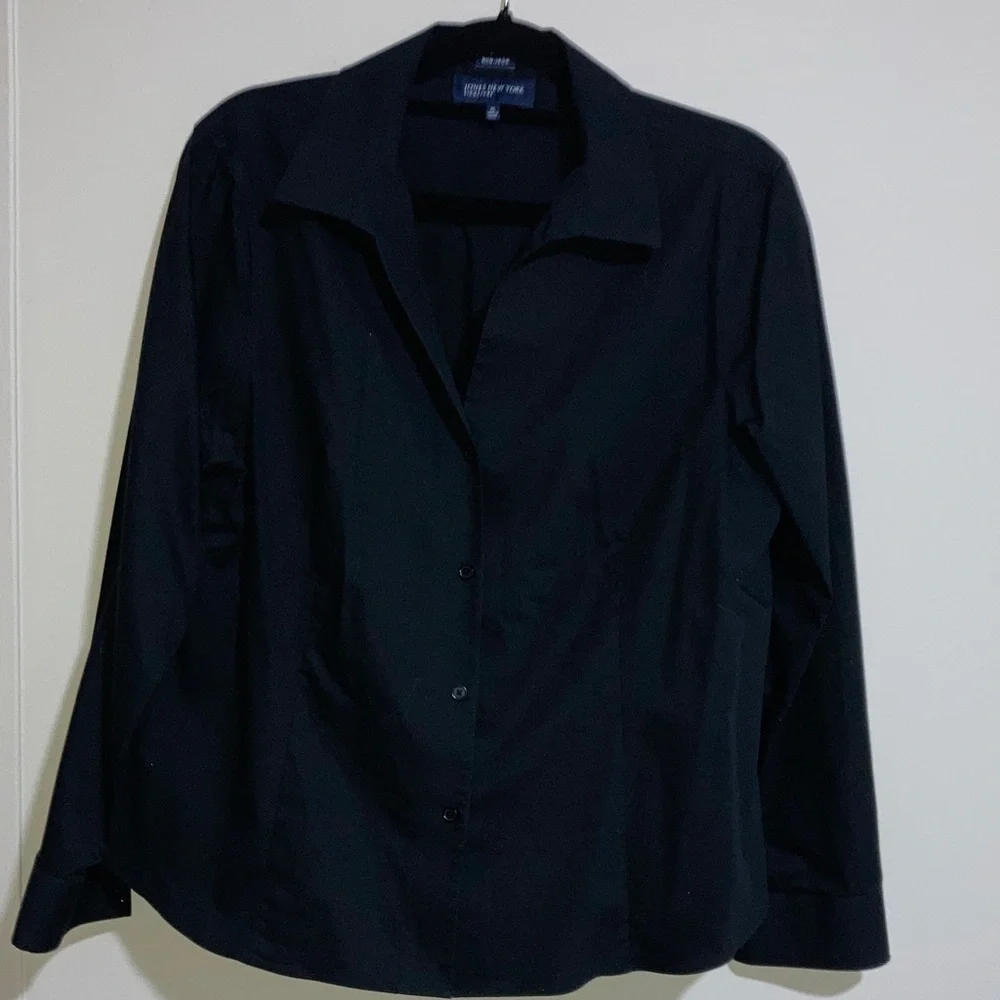 Jones New York Dark Green Button-Up Shirt